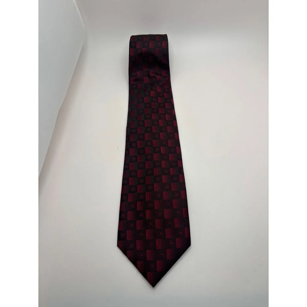 Leonardo Milano Mens Necktie Burgundy Black Geometric Grid Striped Silk Tie